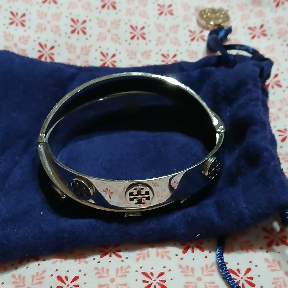 Tory burch bracelet